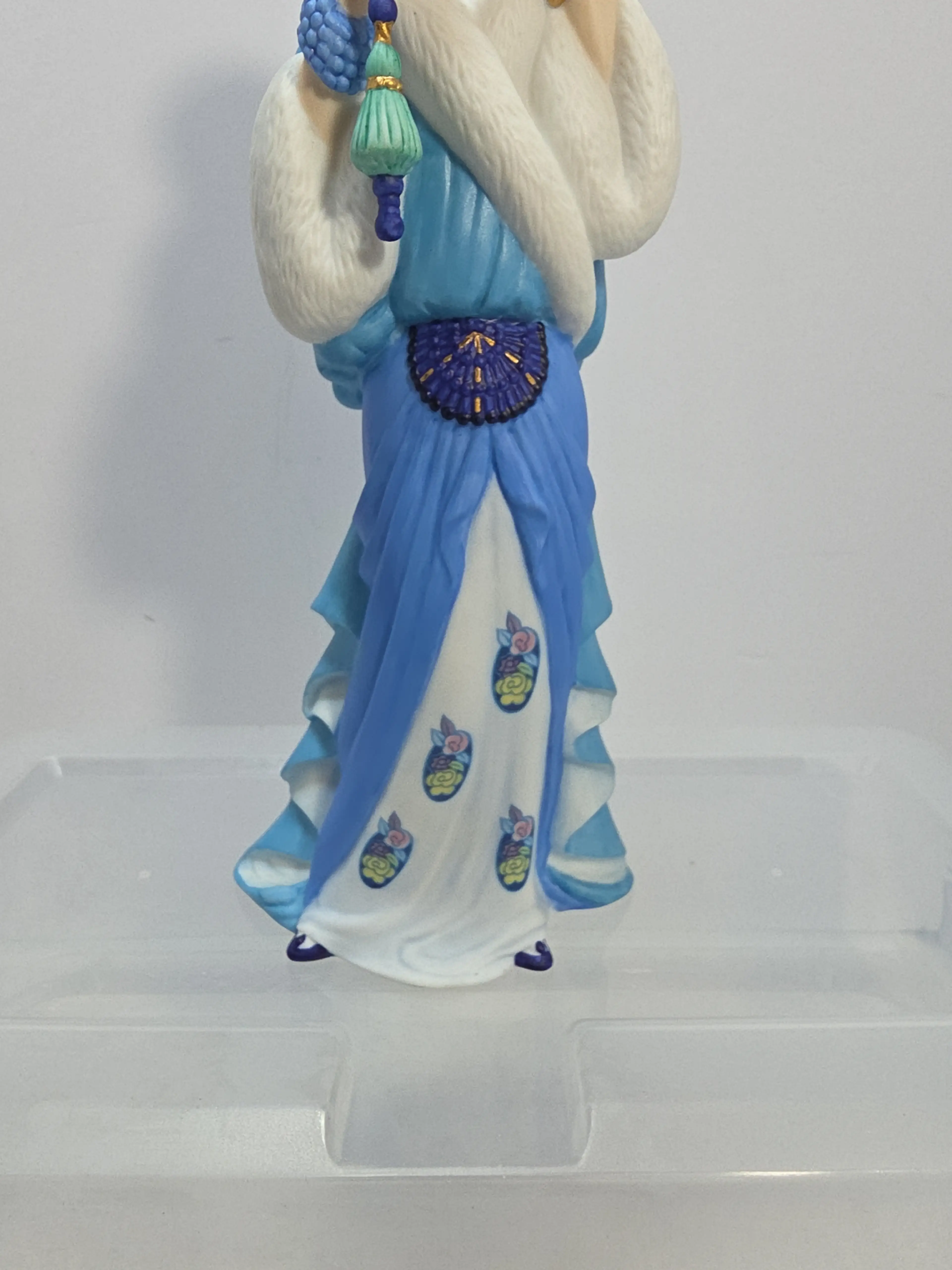 Image 3 of 8