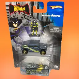 Rare Hot Wheels Batman DC Temblor Getway Set Cars & Figure 2006