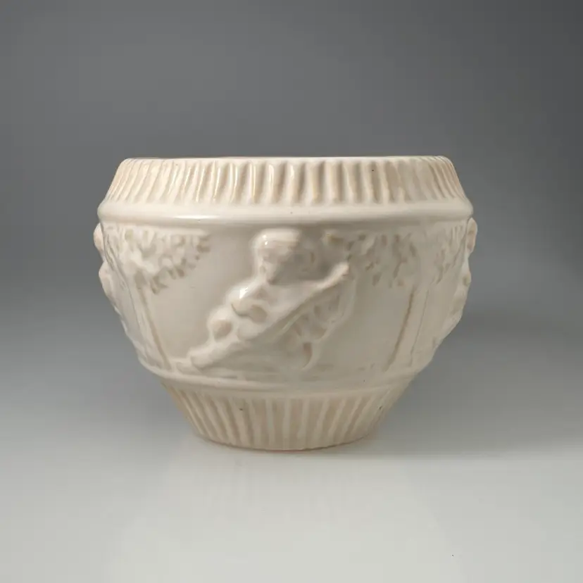 Donatello Roseville Ivory Cherub Putti Jardiniere Vase Planter Unmarked Vintage Antique 3.75"x5.25"