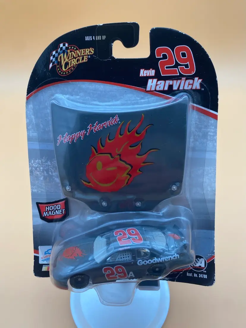NASCAR #29 Kevin Harvick Gray Happy Harvick Car & Hood Magnet - Sealed 2005