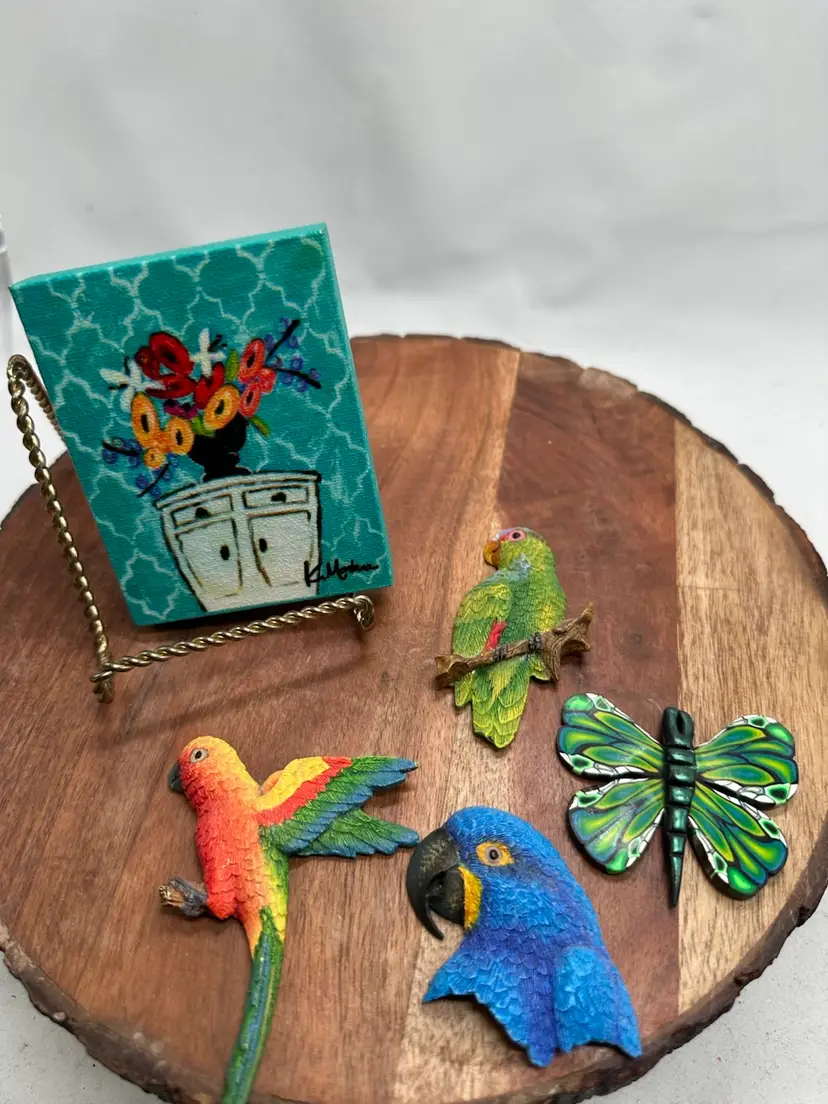 Magnet Art Variety Parrots Macaw Birds Butterfly Floral Oil Art