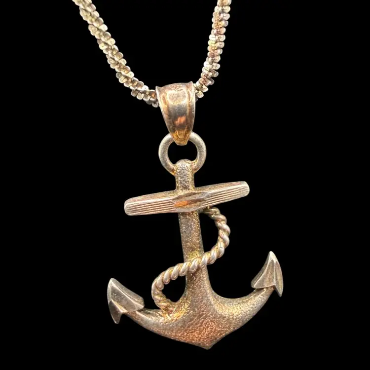 Sterling Silver Anchor Pendent And Chain