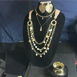 #24 - Gold Toned 5pc Lot