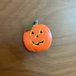Vintage Halloween Pin Brooch Jack O Lantern Pumpkin Hard Plastic Hong Kong