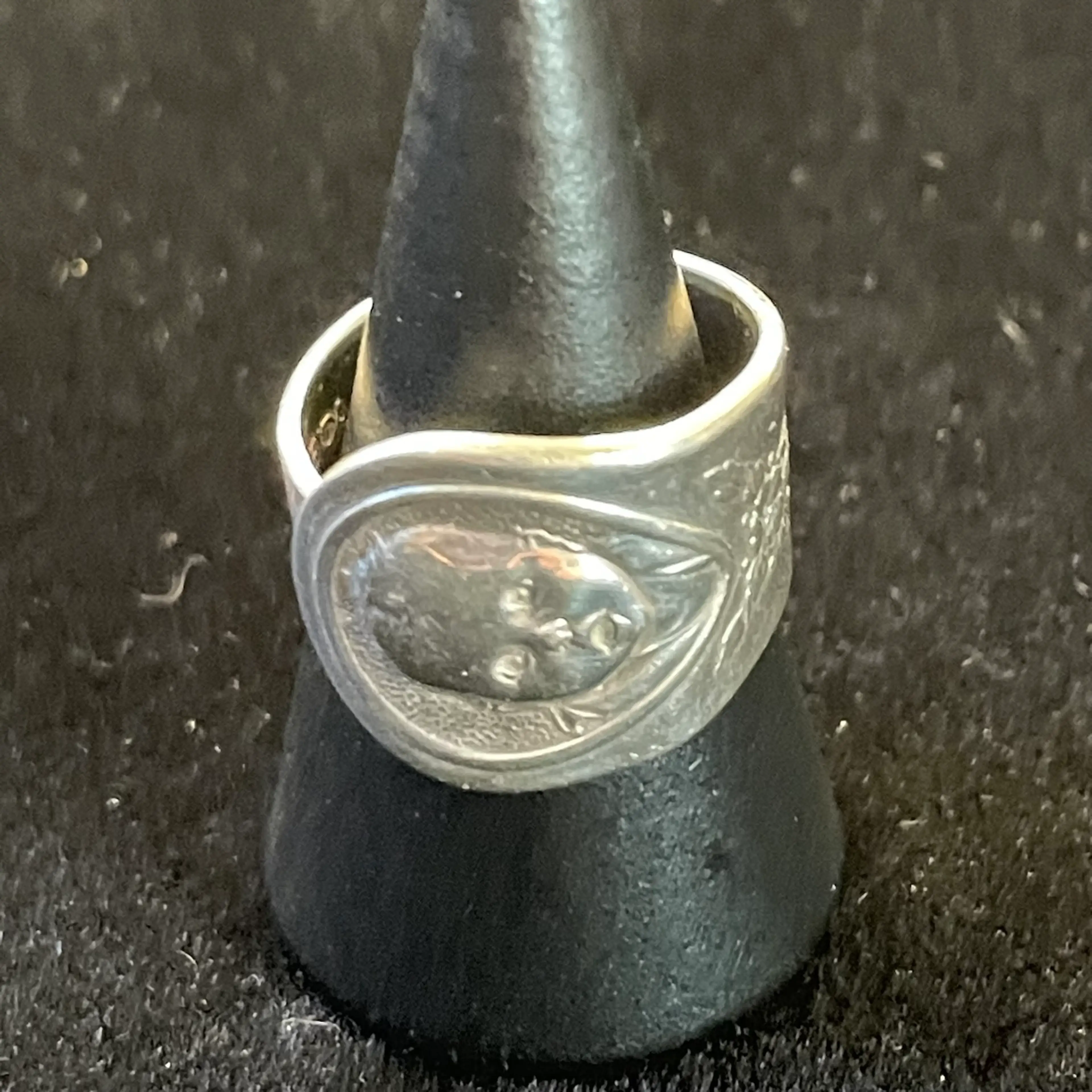 Image 1 of 6