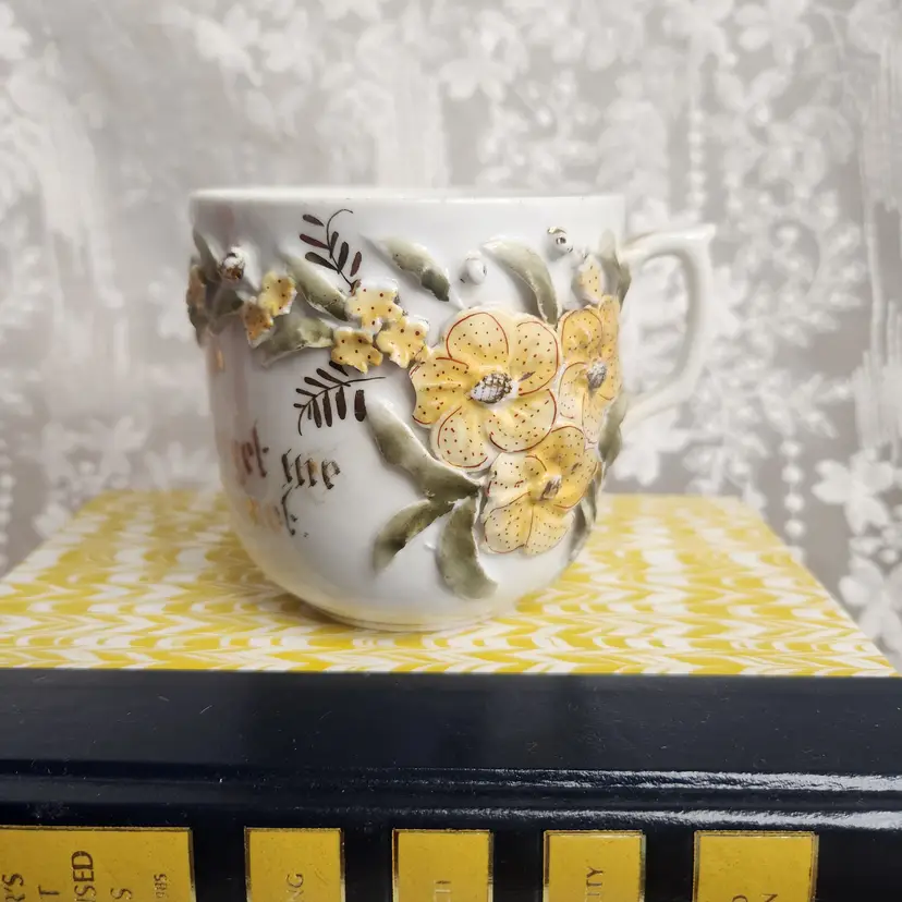 yellow flower mustache cup