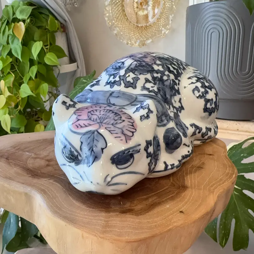 Floral Cat Statue