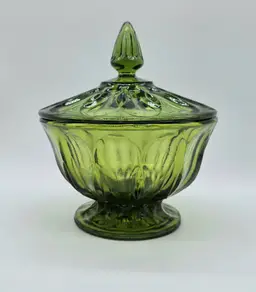Anchor Hocking Fairfield Lidded Candy Dish Avocado Green 7" x 6"
