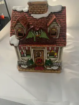 Lefton Colonial Christmas Village Watts’s Candle Shop House