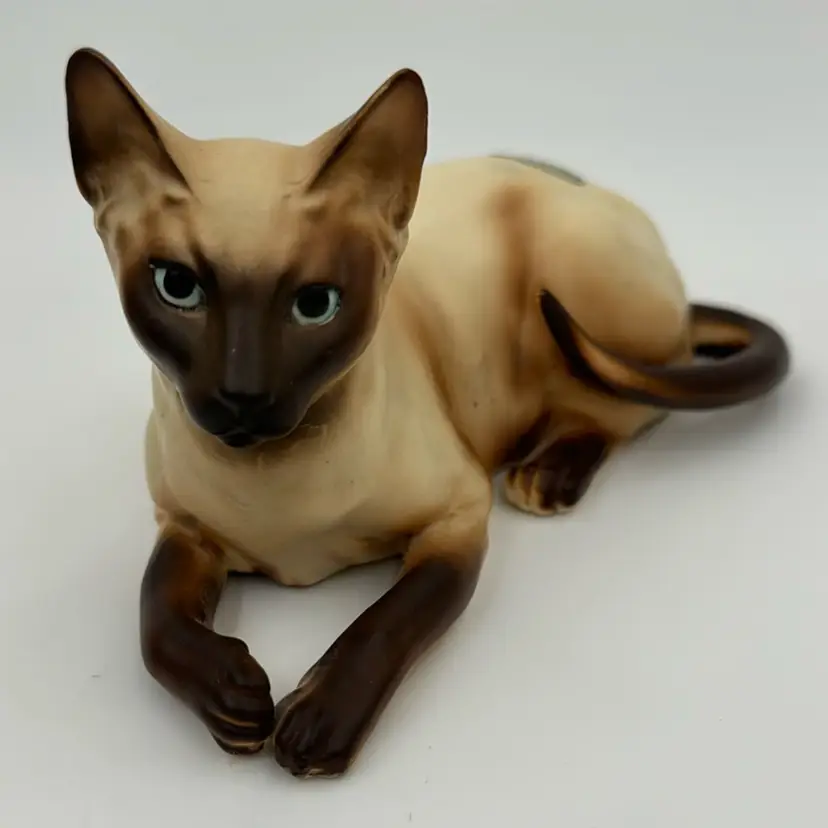 Vintage Ceramic Siamese George Imports