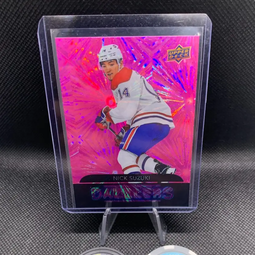 2020-21 Upper Deck Nick Suzuki Dazzlers Pink DZ-25 Montreal Canadiens