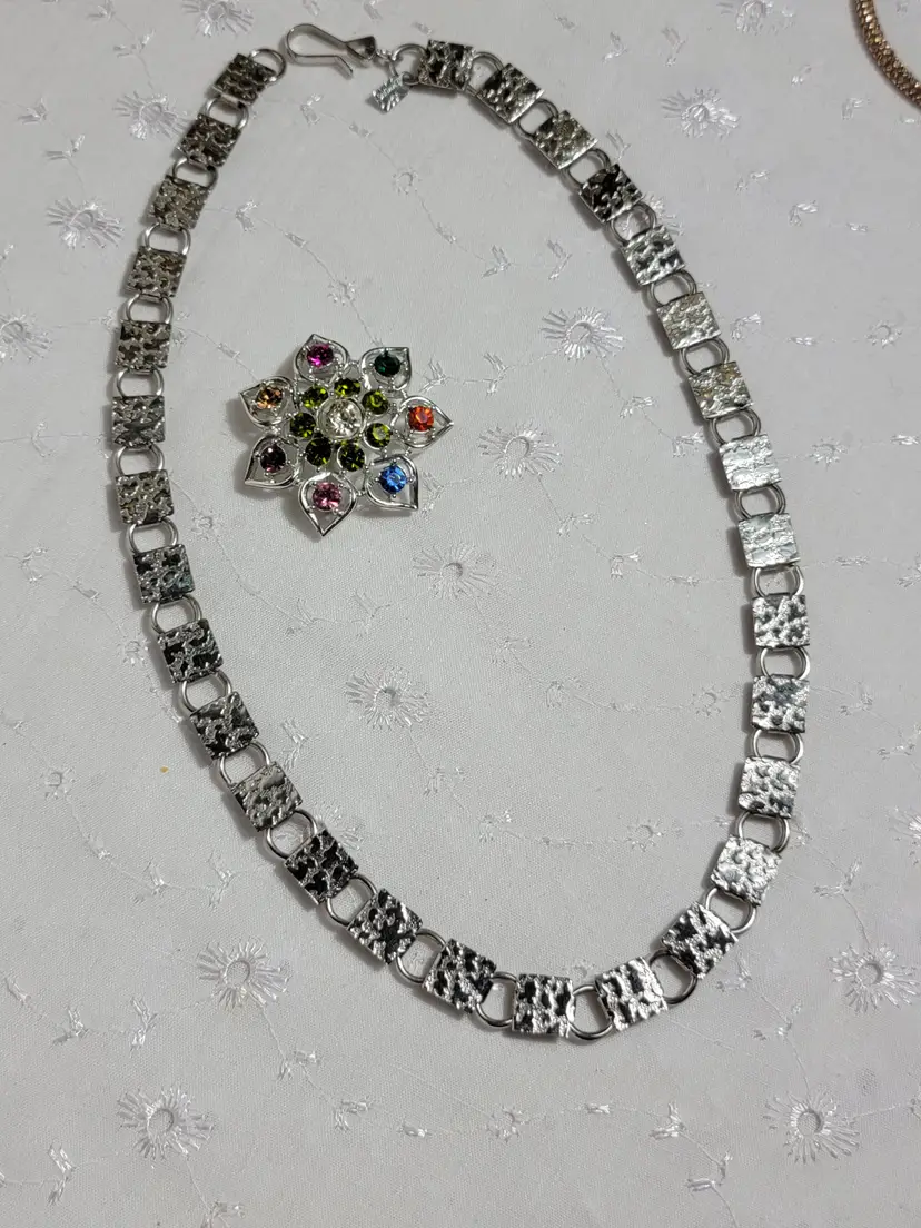 Vintage Emmons necklace and brooch set