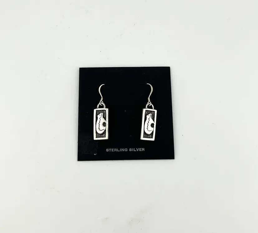 Vintage Sterling Silver Glenn Sandoval Native American Bear Pierced Earrings 1.5β