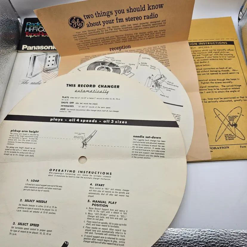 Vintage Radio, Electronics and Antenna Paperwork & Manuals