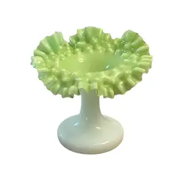 Vintage Victorian Cased Green And White Art Glass Jack In The Pulpit 6 1/2” X 6 1/2”