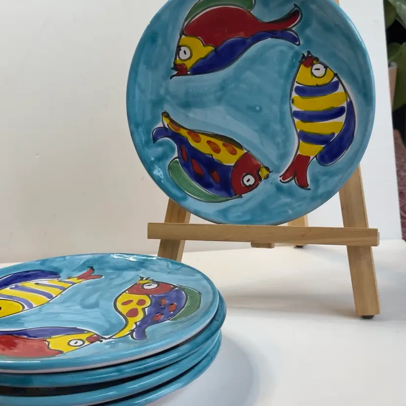 #1048 Wall Hanging Tri-Colored Fish, “The Cellar” Hand Painted And Made In Italy, Exclusively For R H Macy & Co.