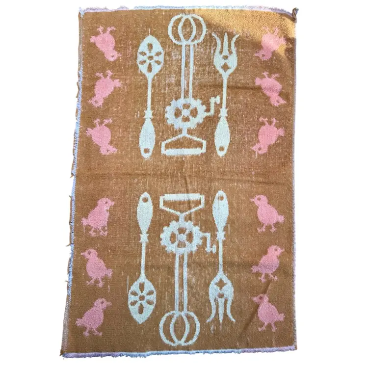 Vintage MCM Cannon Royal Family Cotton Hand Towel, Kitchen Utensil Design READ