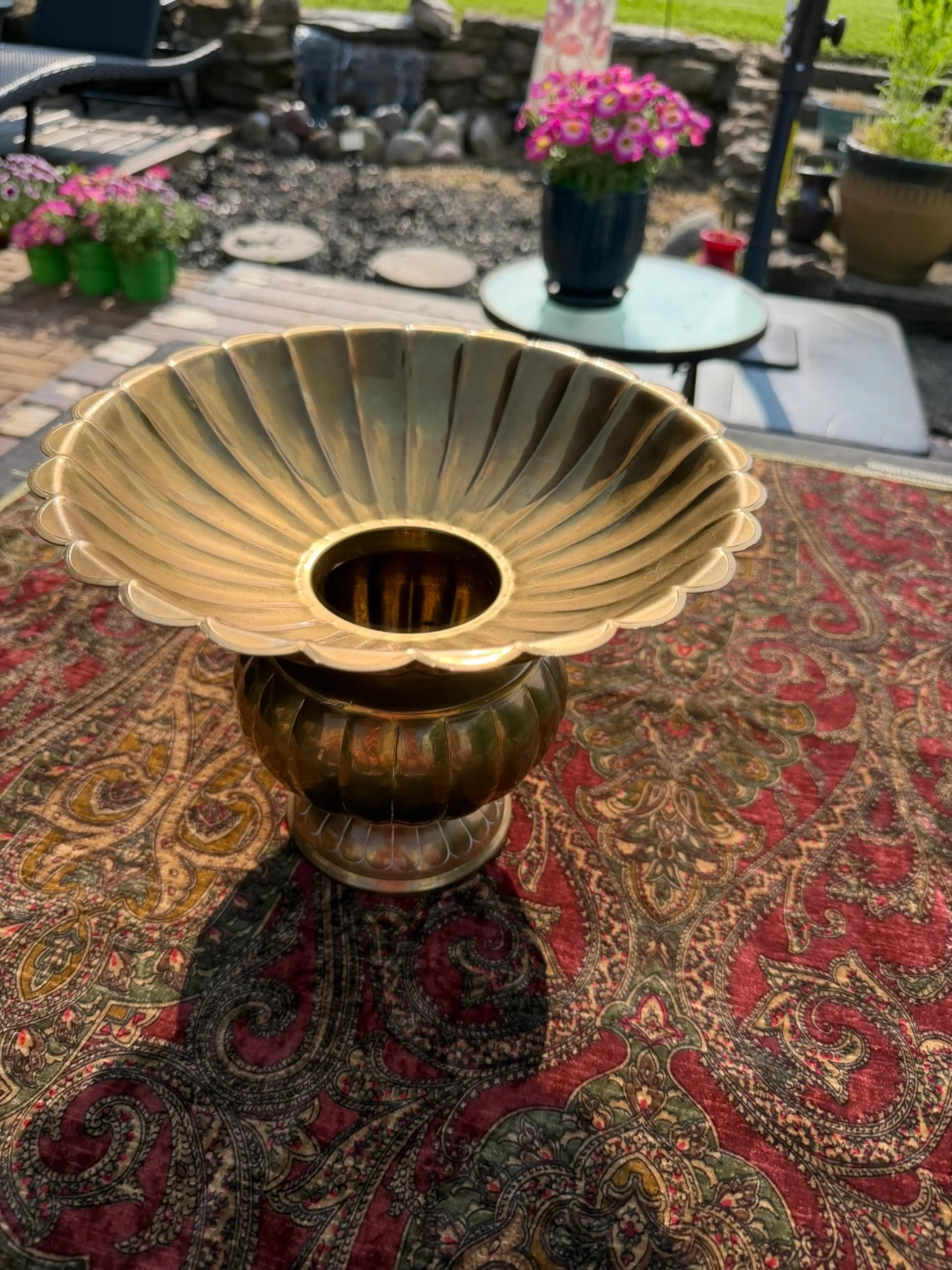 Image 2 of 8