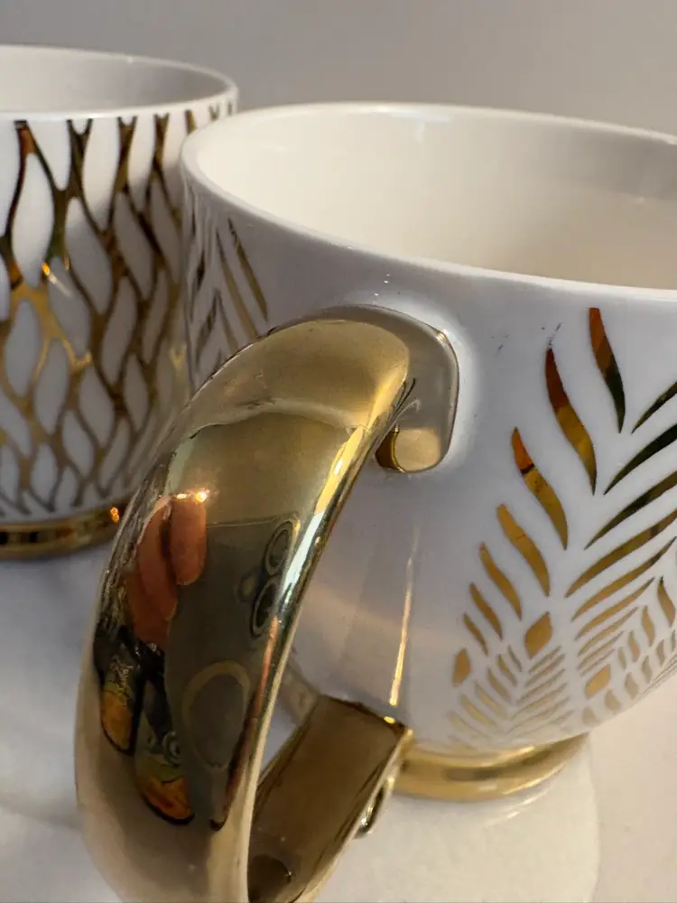 Set Of 2 Gibson Home Gold Finch 16.7Oz Electroplated Fine Ceramic Mugs