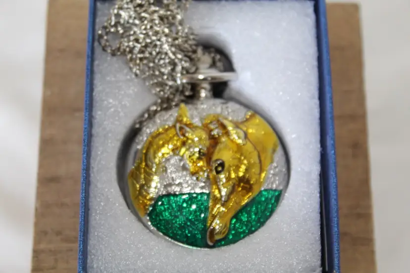Golden Giraffe Mother And Baby Silver Mechanical Pocket Watch Necklace for Women