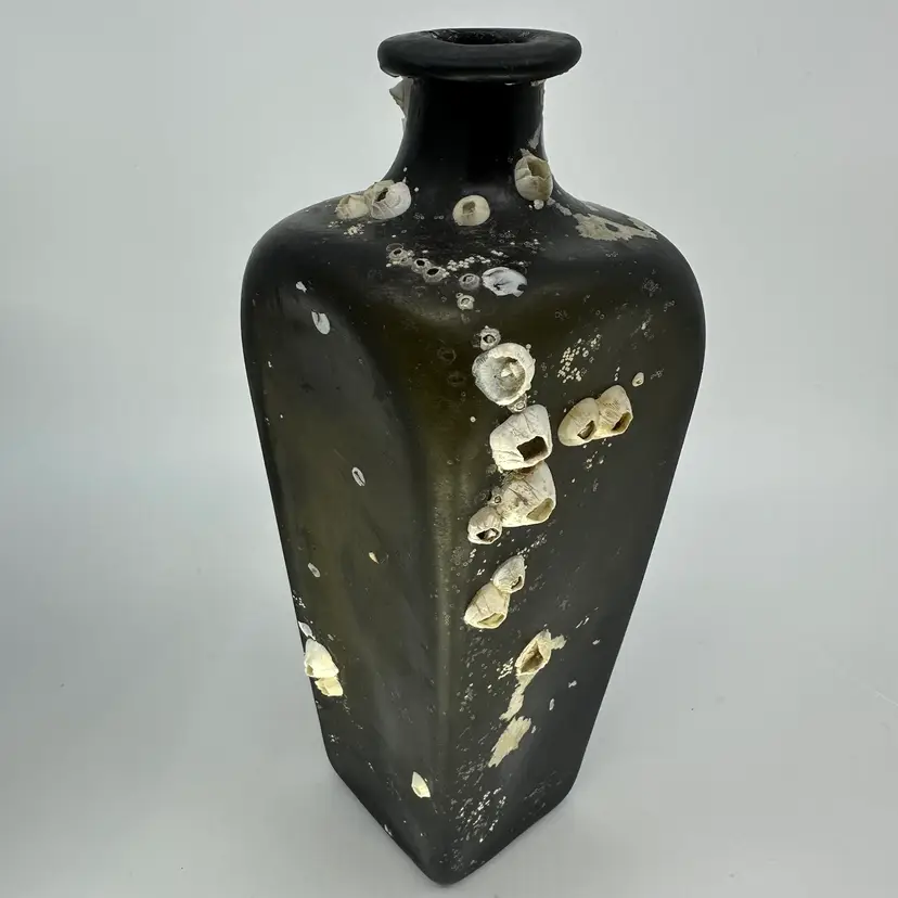 RARE English Black Glass Barnacle Encrusted Vase c1780