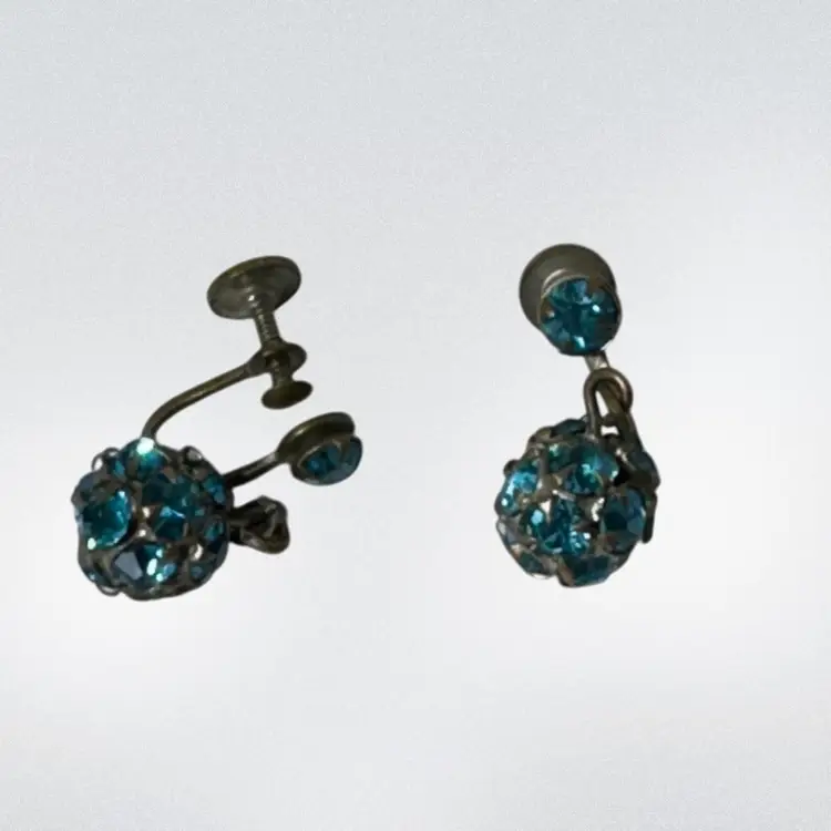 Vintage Aqua Rhinestone & Silver Tone Screw Back Drop Earrings 1960’s