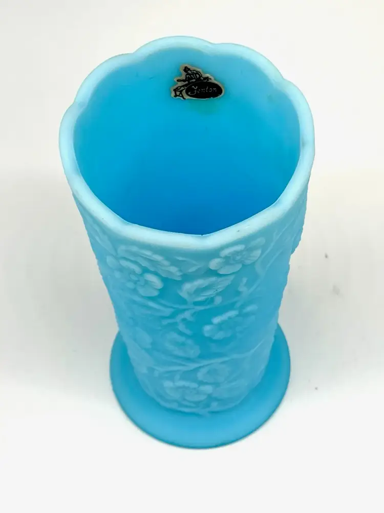 Vintage Art Glass Fenton Blue Satin “Peacock In The Garden” Pattern Apx 8”h Nice Weight And Feel