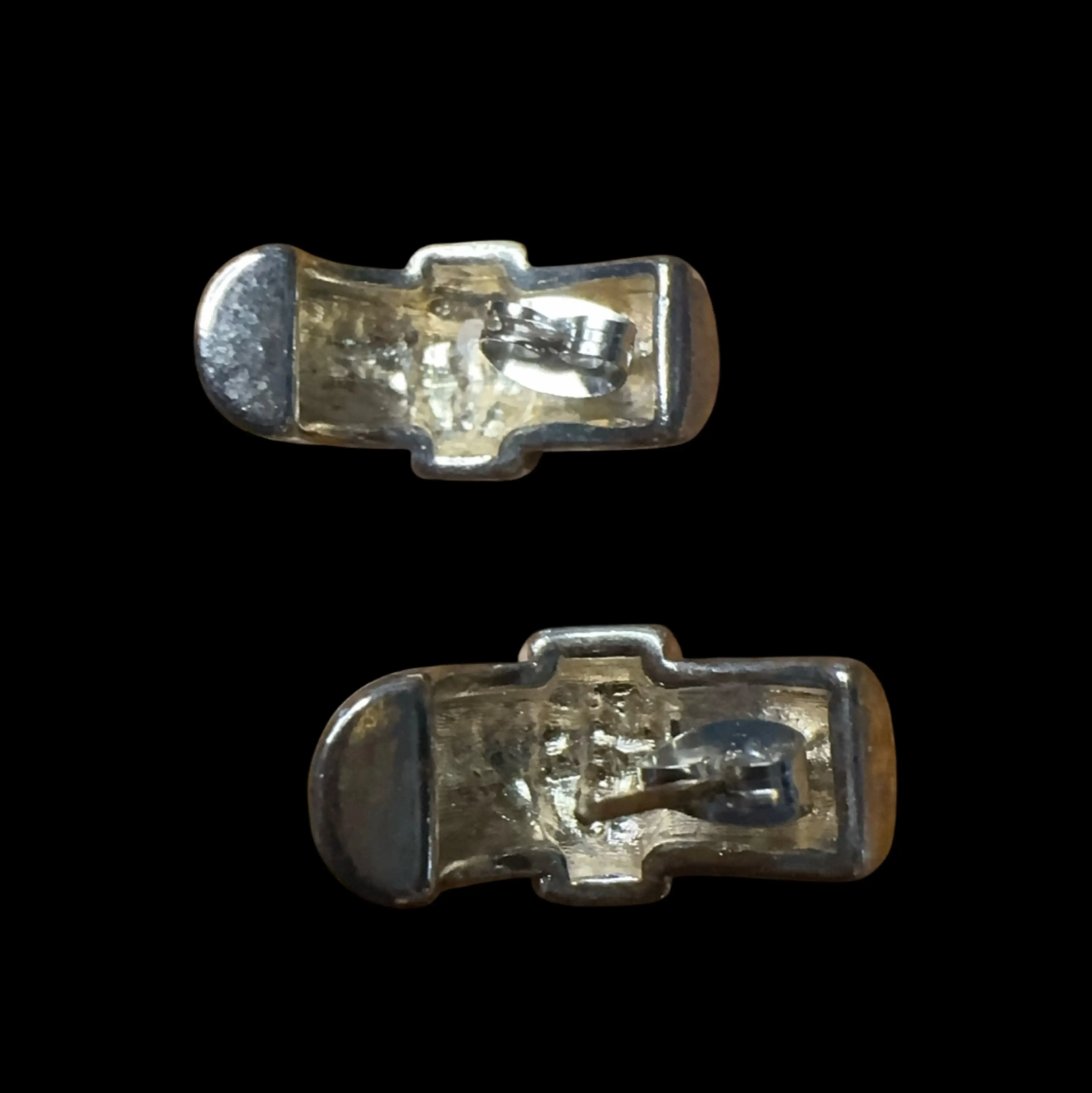 Image 3 of 4