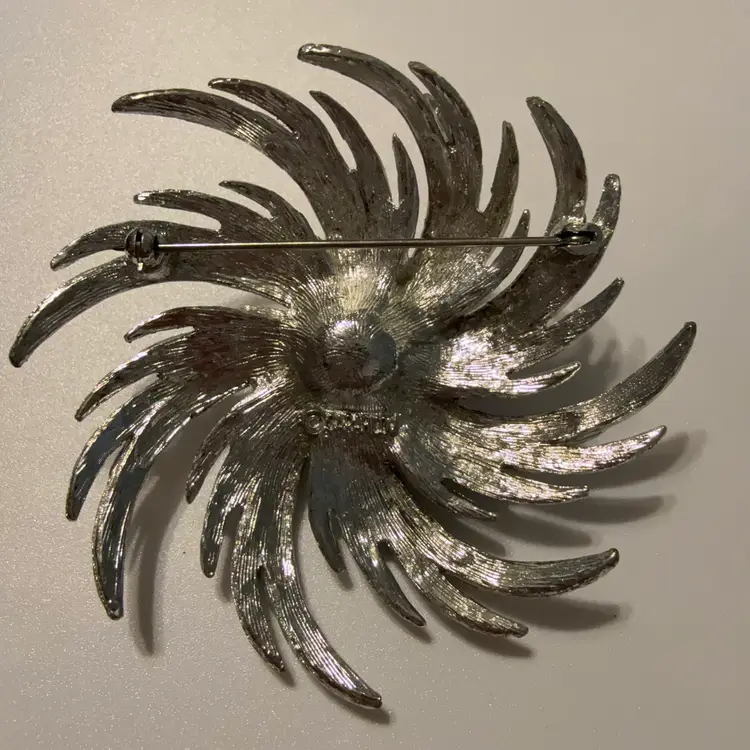 Sarah Coventry Silver Tone Pinwheel Faux Pearl Brooch