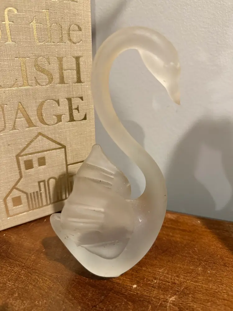 Fenton Frosted Glass Swan Figurine