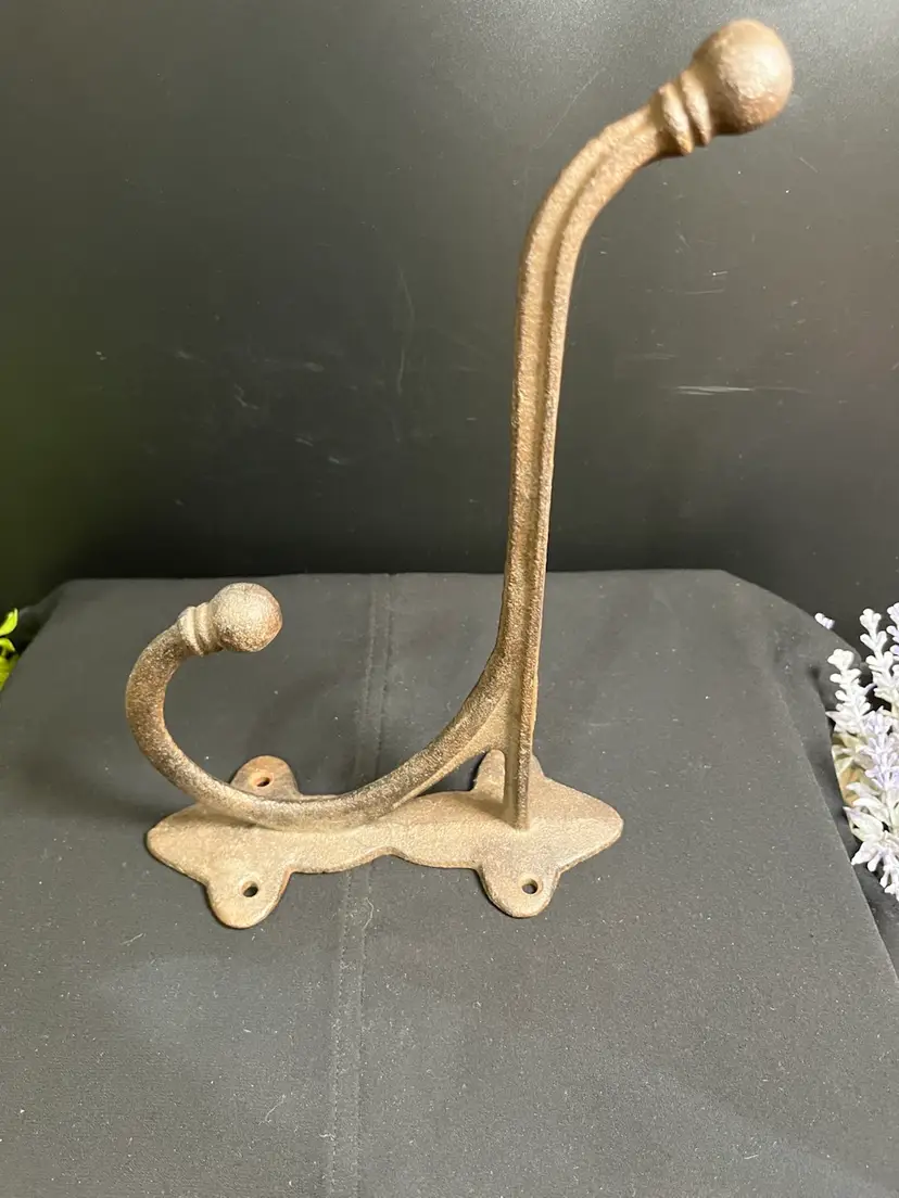 Vintage Cast Iron Stable Hook to Hang Horse Tack-Such as Harnesses or Bridles-Lot 56