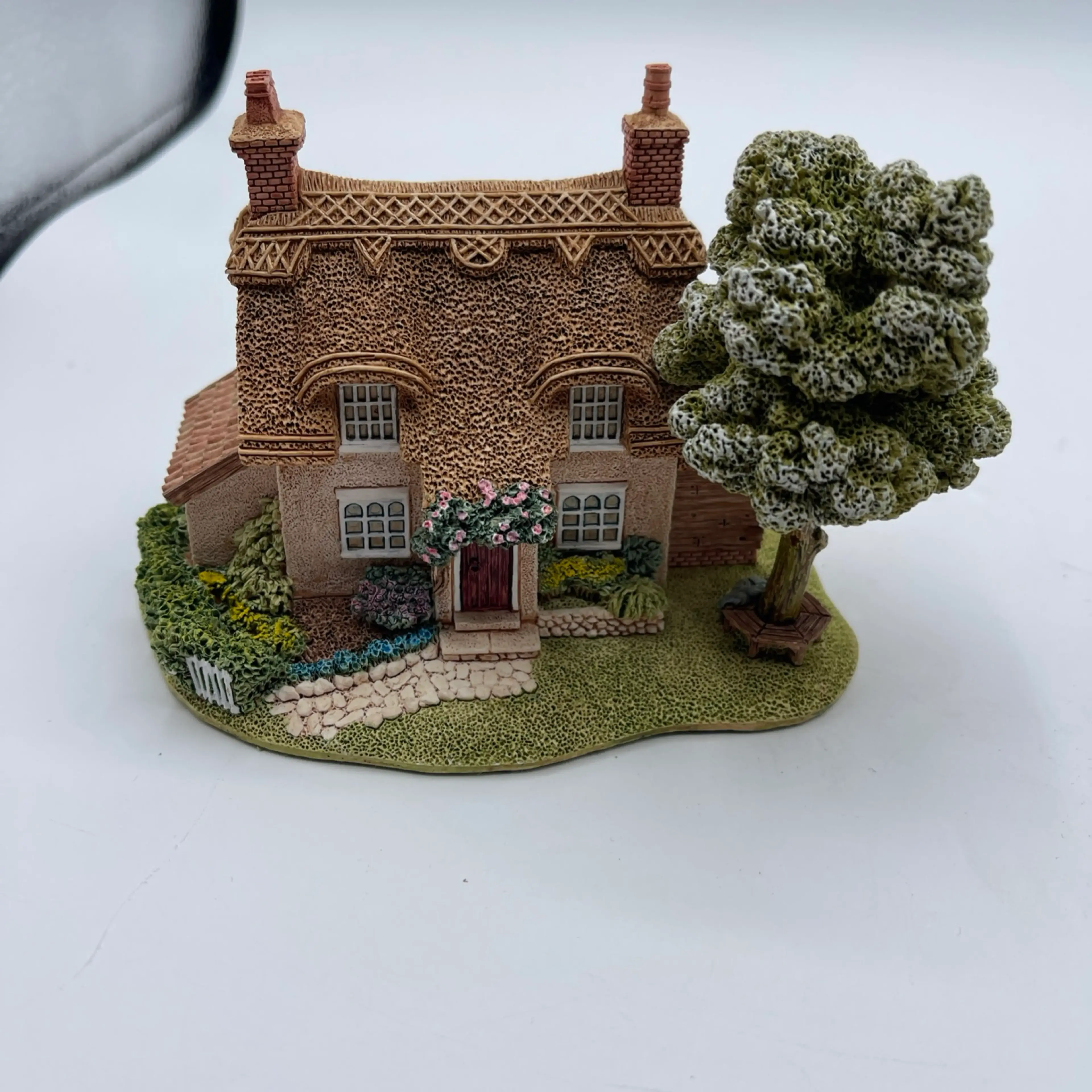 Image 2 of 9