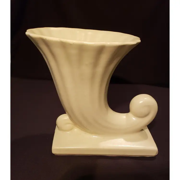 Vintage Ivory Off-White USA Ceramic Cornucopia Planter Vase