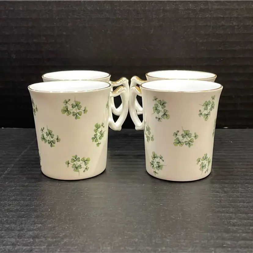Royal Tara Espresso Cups Shamrocks With Gold Trim