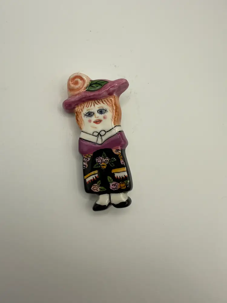 Vintage Susan Paley by Ganz Colleen Lady in Hat Ceramic Brooch Pin