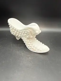 #01 Vintage Fenton Hobnail Milk Glass “Cat” Shoe