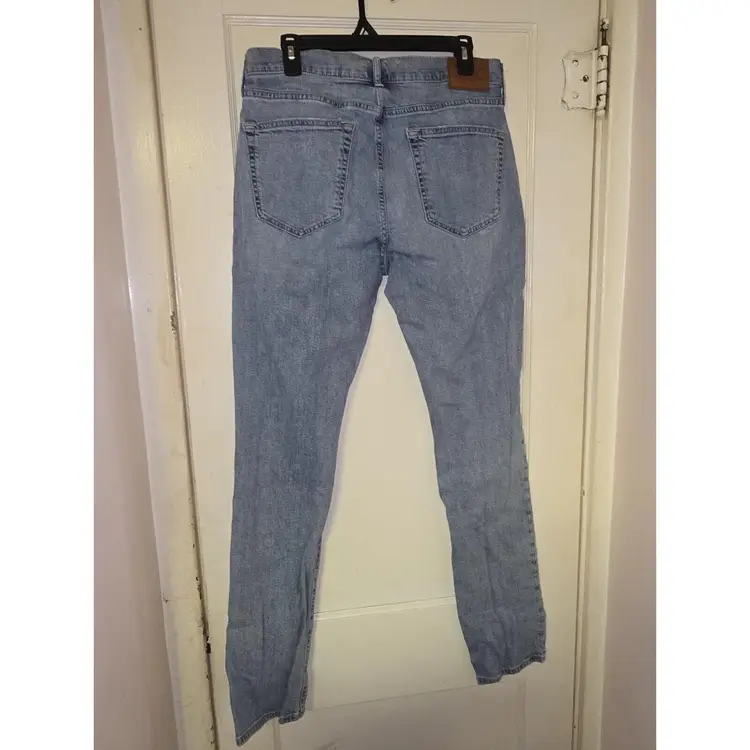 Abercrombie & Fitch Men’s Rustin Athletic Skinny Stretch Jeans (32 x 34) Blue