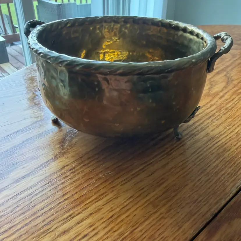 Vintage hand-hammered Brass cauldron with handles and feet. 8x4”