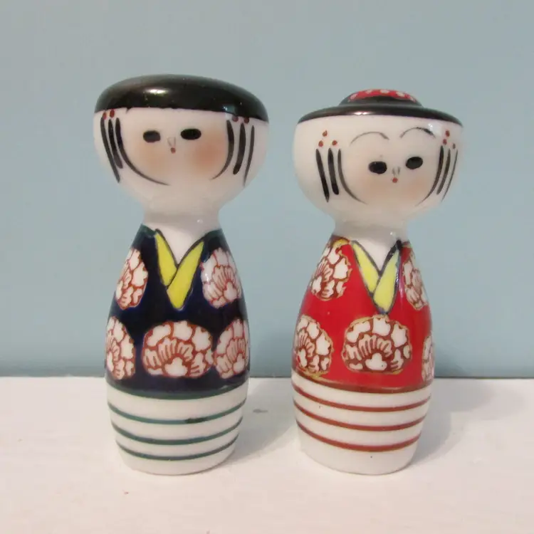 vintage Kokeshi doll salt and pepper shakers man and woman in Kimono