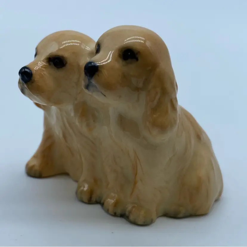 #1449 Beswick ceramic figurine of two Cocker Spaniel puppies, model 3383.