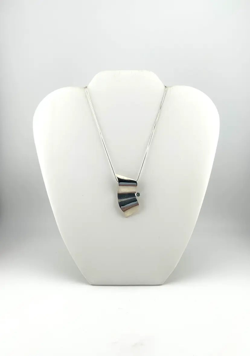 Vintage Sterling Silver Artisan Made Pendant on 16β Chain