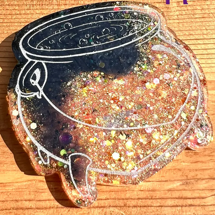 Witch’s Cauldron Resin Magnet. Orange & Black Glitter. Handmade by me! 🫶 2-3/4" x 2-3/4". Great For Halloween.