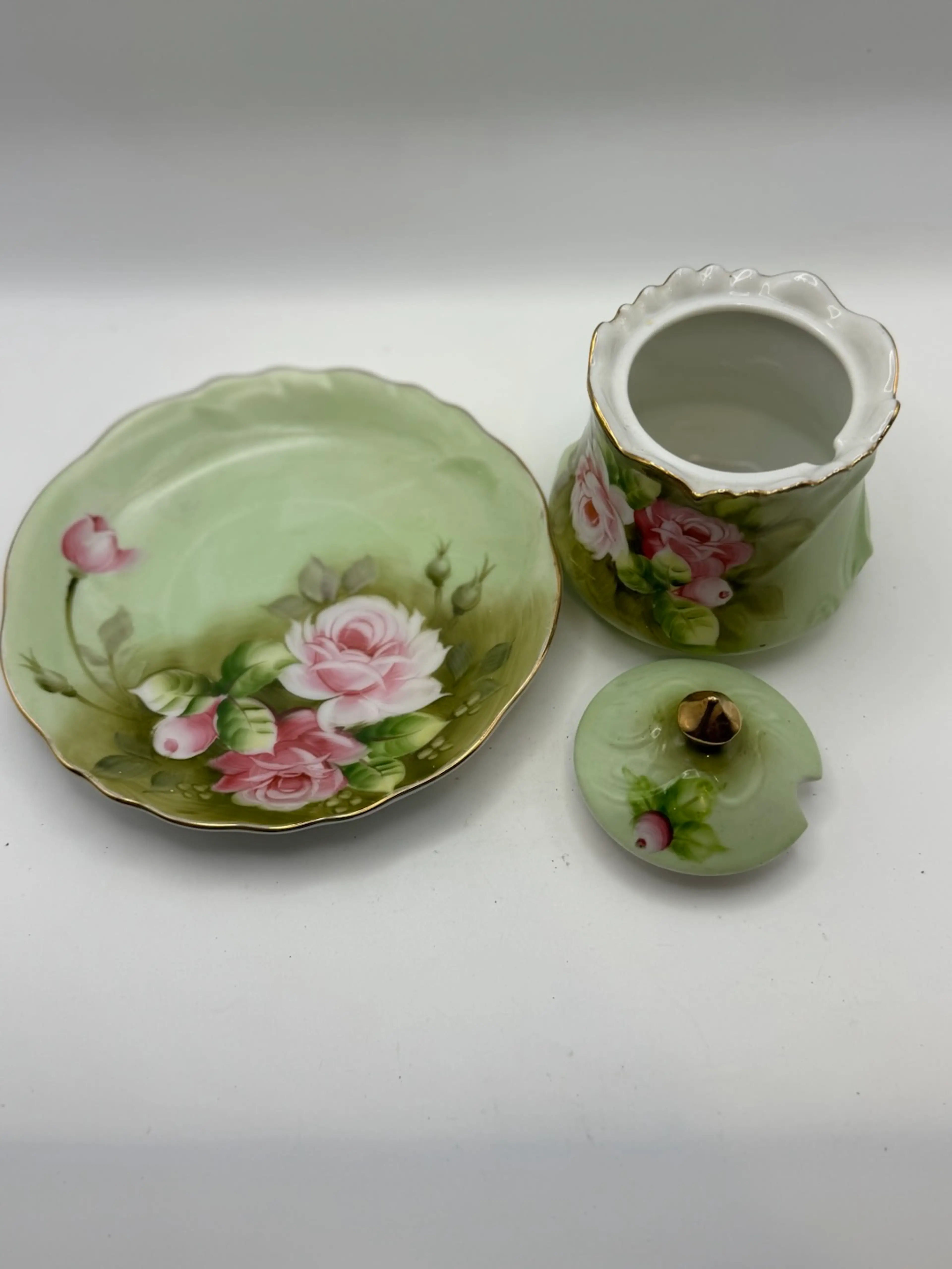 Image 3 of 8