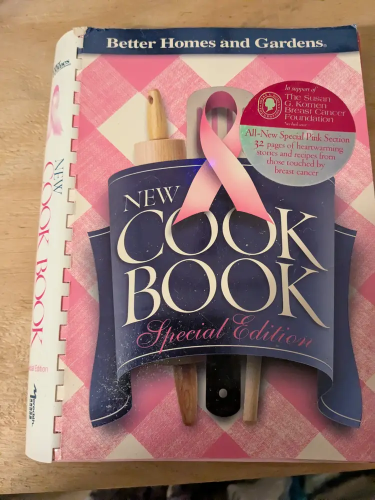 Better Homes and Gardens Cookbook and Magazine Lot