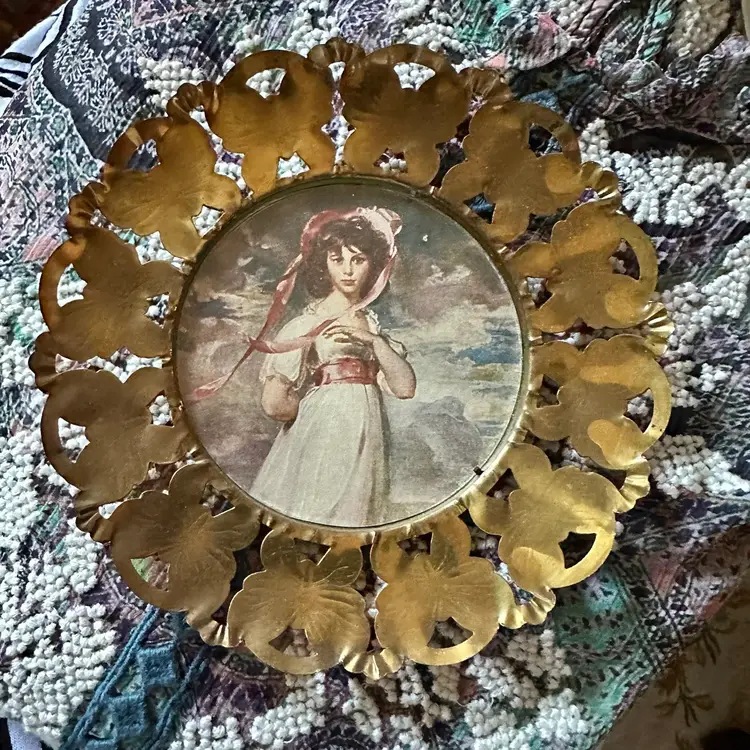 Vintage 50s Colonial Art Lithos 3 Pcs 6” Diameter Gold Tone Metal Butterfly Cutout Framing