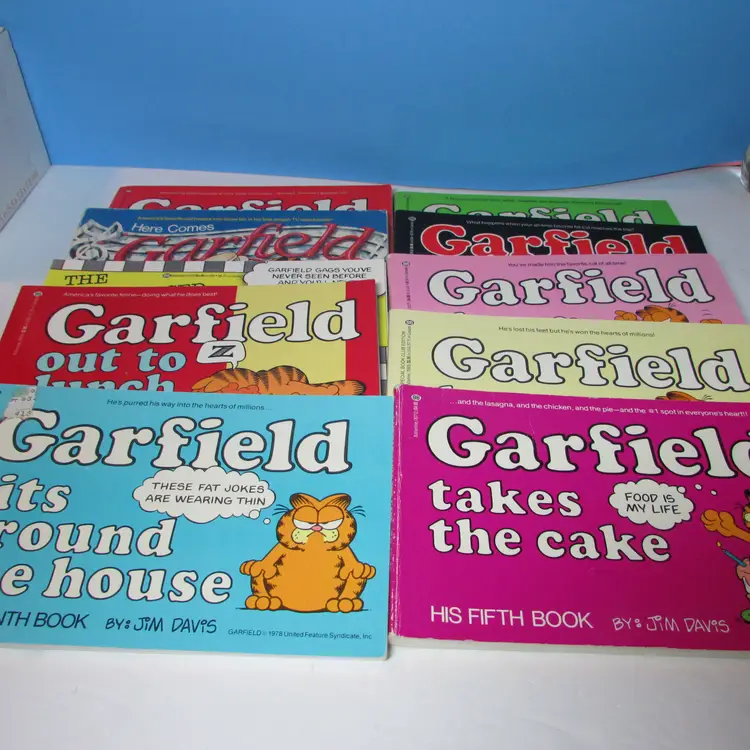 lot of 10 vintage Garfield comic books