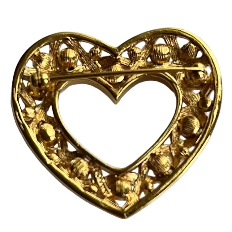 Vintage XO Monet Heart Brooch Gold Tone Faux Pearls Signed