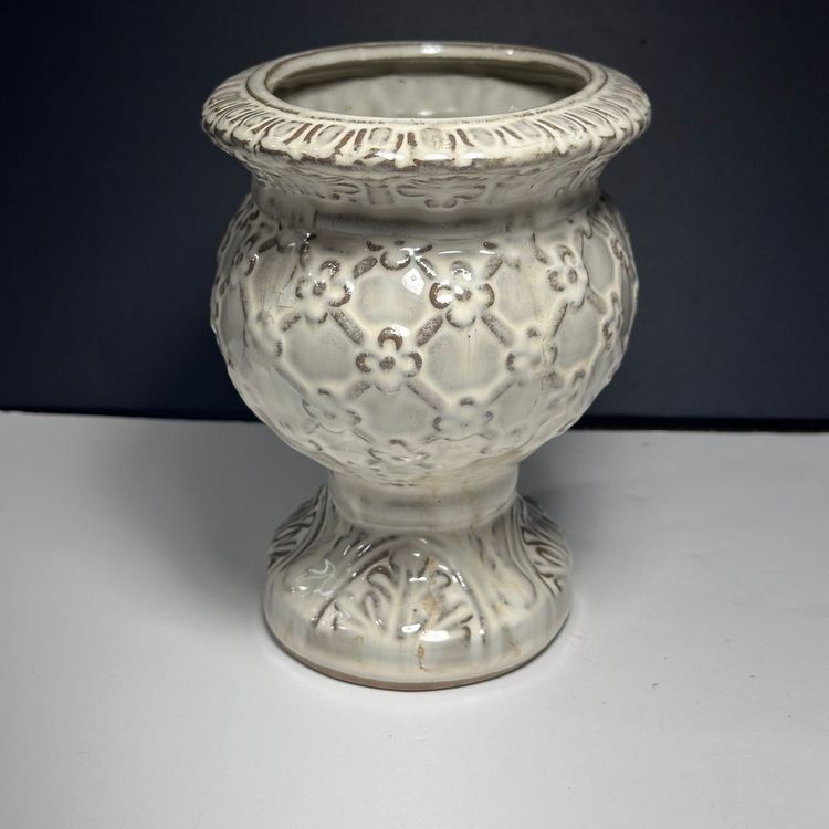 #1458 Large Stoneware White Drip Glaze Planter Floral Design