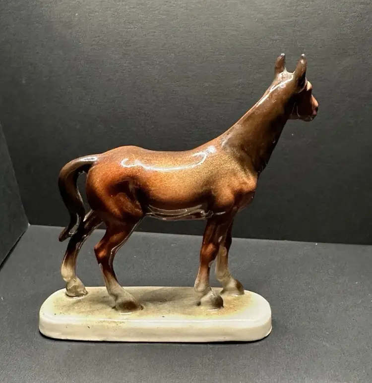 Horse Porcelain German Hertwig & Co. Figurine Statue Sculpture Vintage 1941-1958