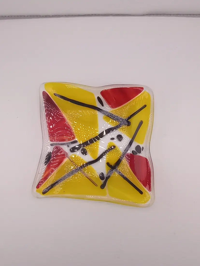 Fused glass tinket dish, signed